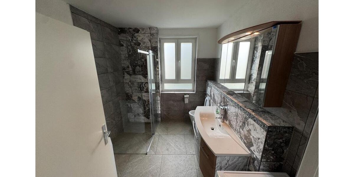 Etagenwohnung Esslingen am Neckar Brühl - 1 Zimmer, 18 m&sup2;, 550&euro; | Angebot:26614156