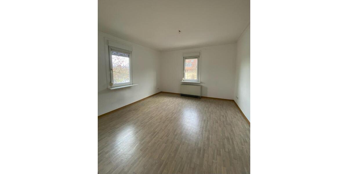 Etagenwohnung Esslingen am Neckar Pliensauvorstadt - 3 Zimmer, 70 m&sup2;, 700&euro; | Angebot:26632327