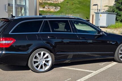 Mercedes-Benz E 200 405.000 km 5.450 &euro; Waiblingen 71332