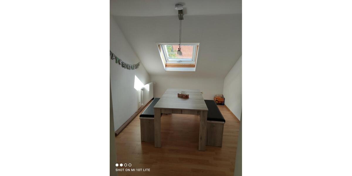 Dachgeschoßwohnung Gammelshausen - 4 Zimmer, 45 m&sup2;, 440&euro; | Angebot:27611697