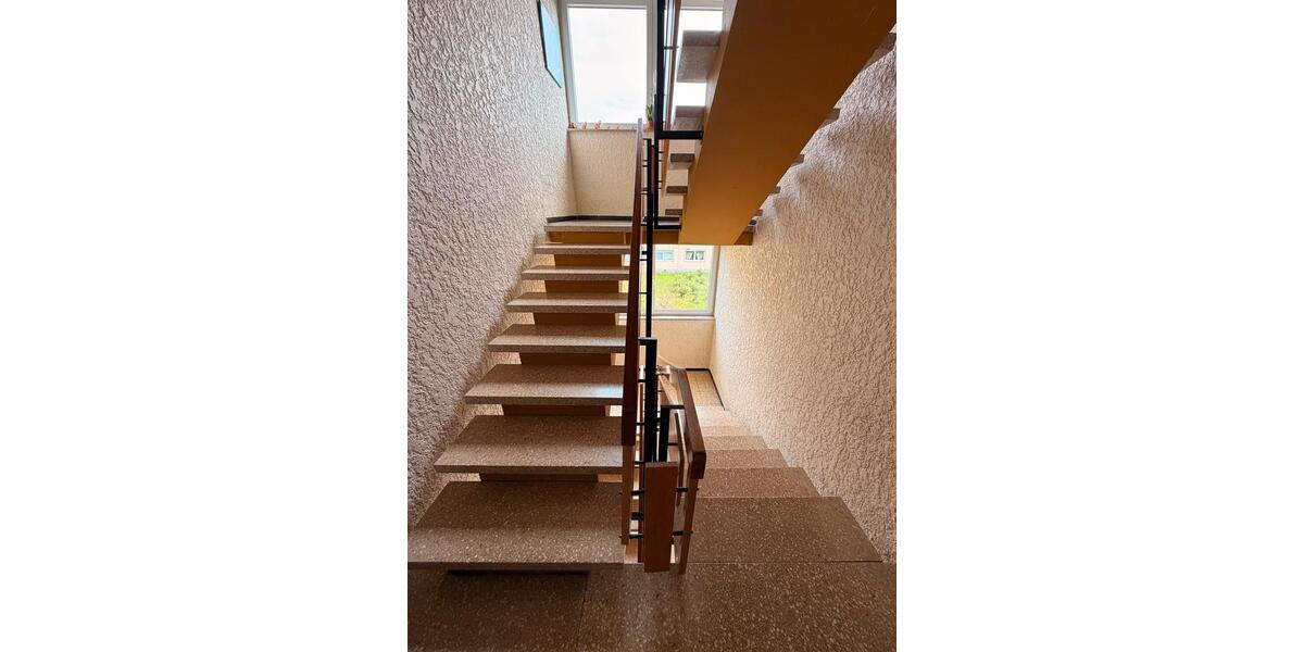 Etagenwohnung Esslingen am Neckar Brühl - 2.5 Zimmer, 53 m&sup2;, 169.000&euro; | Angebot:26483836