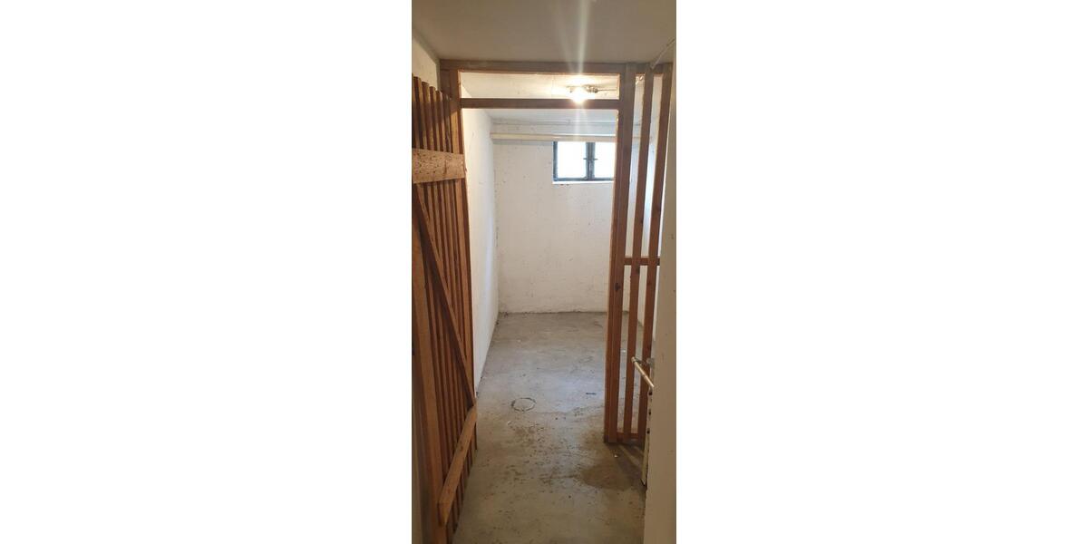 Etagenwohnung Gingen an der Fils - 1.5 Zimmer, 35 m&sup2;, 130.000&euro; | Angebot:25283338