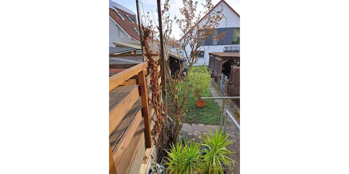 Doppelhaushälfte Wolfschlugen - 5 Zimmer, 102 m&sup2;, 375.000&euro; | Angebot:25781238