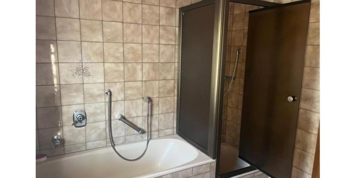 Einfamilienhaus Wiesensteig - 10.5 Zimmer, 180 m&sup2;, 490.000&euro; | Angebot:24638352