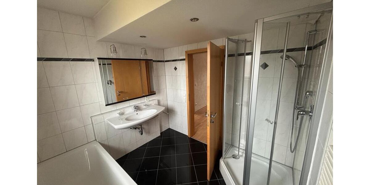 Maisonettenwohnung Deizisau - 3.5 Zimmer, 90 m&sup2;, 1.200&euro; | Angebot:26012926