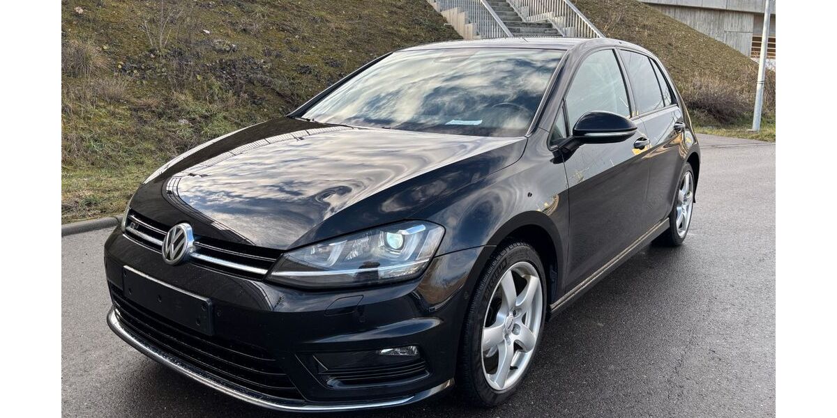 VW Golf 277.000 km 8.700 &euro; Essingen­­­ 73457
