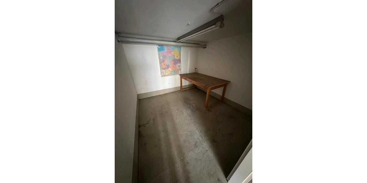 Hochparterre Göppingen Bruckwasen - 4 Zimmer, 122 m&sup2;, 1.250&euro; | Angebot:26515865