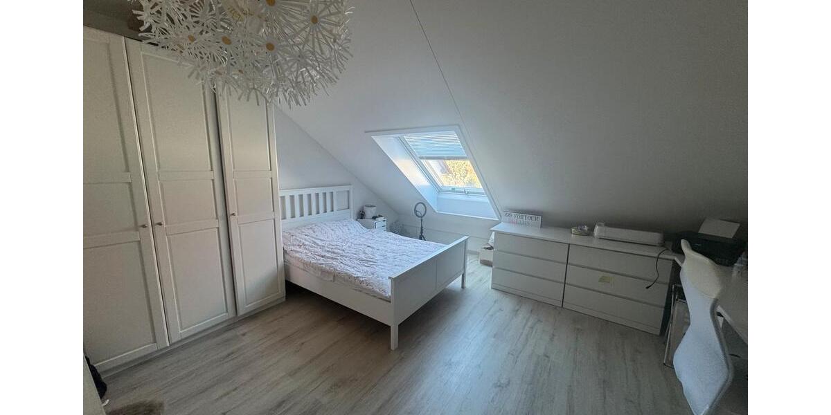 Reihenhaus Schwäbisch Gmünd - 5 Zimmer, 141 m&sup2;, 2.100&euro; | Angebot:27572536