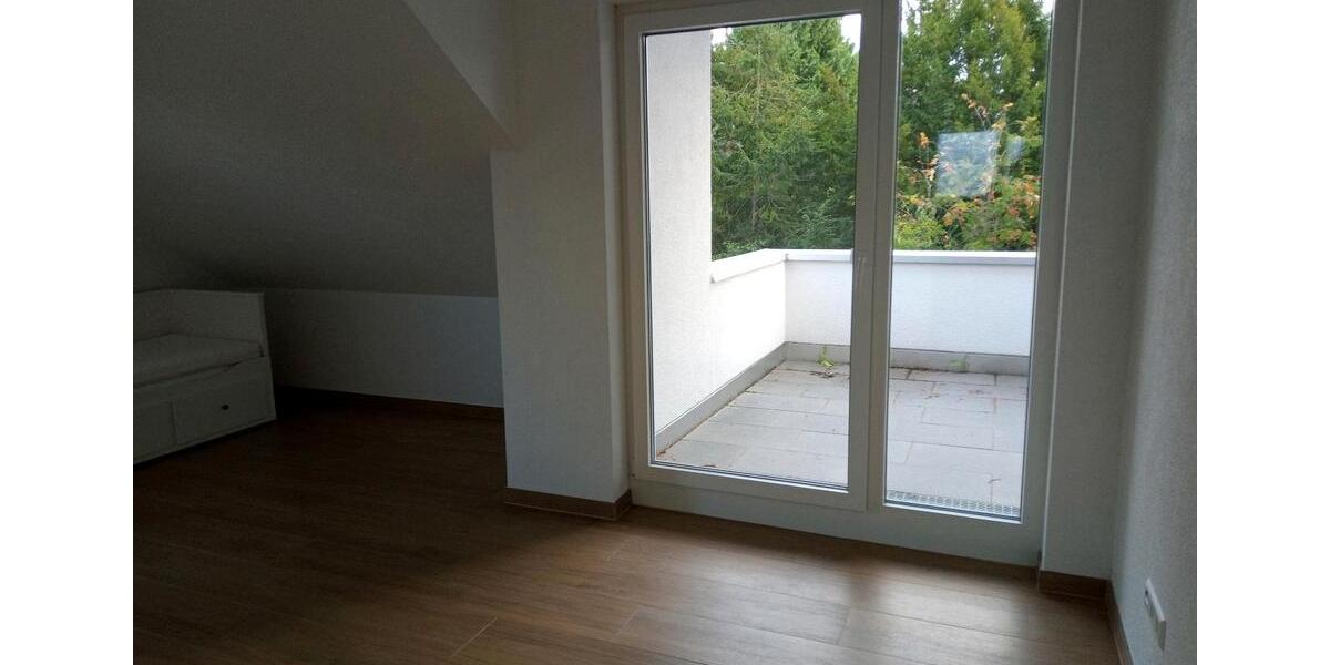 Einfamilienhaus Waiblingen - 7 Zimmer, 170 m&sup2;, 2.680&euro; | Angebot:26566597