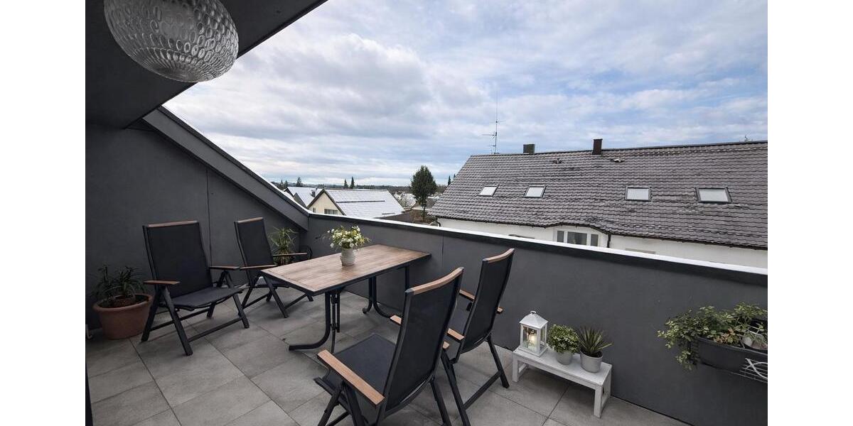 Dachgeschoßwohnung Welzheim - 5 Zimmer, 99 m&sup2;, 980&euro; | Angebot:25226778