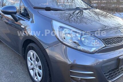 Kia Rio 79.000 km 7.290 &euro; Essingen 73457