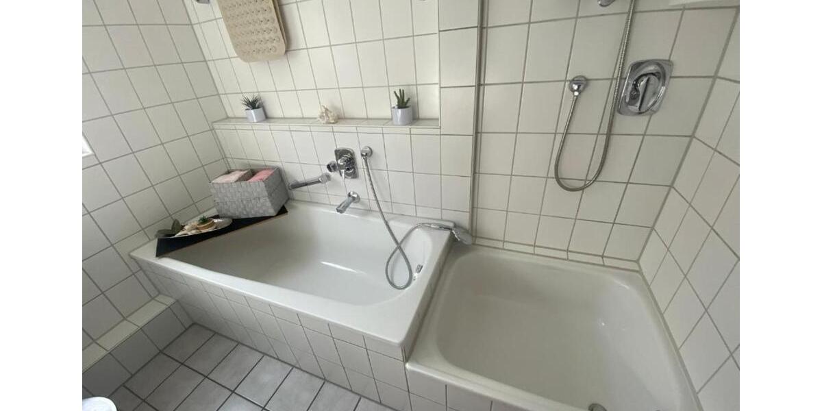 Erdgeschoßwohnung Kirchheim unter Teck - 3.5 Zimmer, 77 m&sup2;, 270.000&euro; | Angebot:25922392