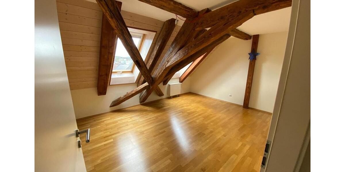 Maisonettenwohnung Fellbach - 5 Zimmer, 130 m&sup2;, 1.450&euro; | Angebot:25917315