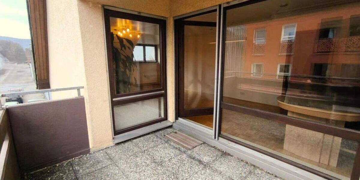 Etagenwohnung Schorndorf - 3 Zimmer, 80 m&sup2;, 260.000&euro; | Angebot:25707766