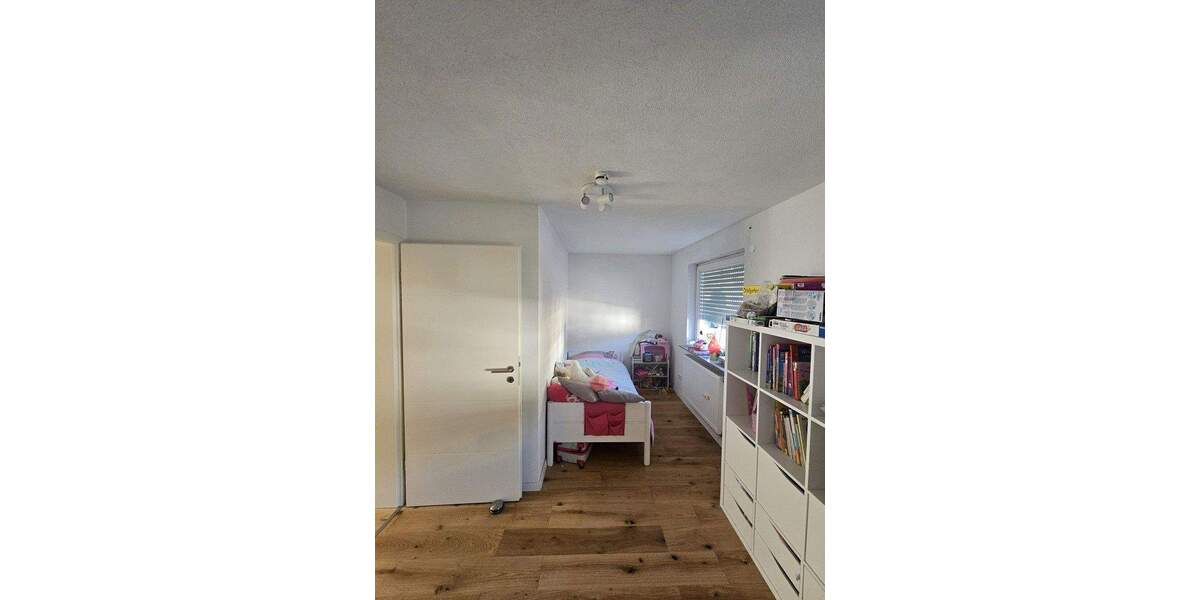 Reihenendhaus Esslingen Wäldenbronn - 6 Zimmer, 120 m&sup2;, 595.000&euro; | Angebot:25881068