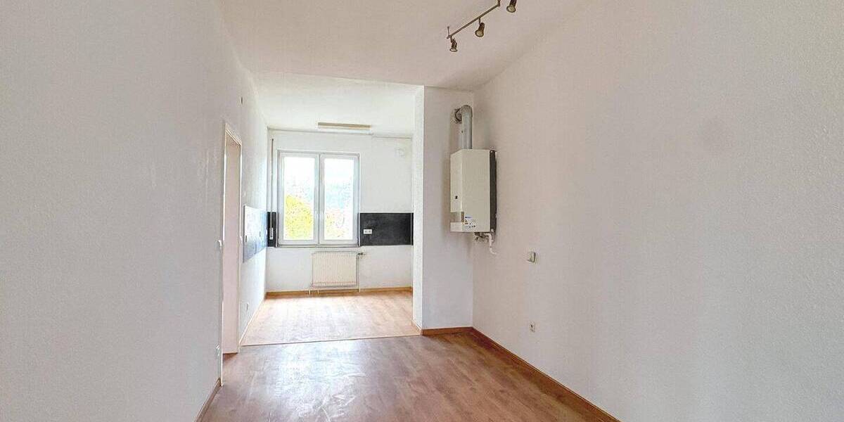 Etagenwohnung Esslingen am Neckar Oberesslingen - 3 Zimmer, 95 m&sup2;, 1.100&euro; | Angebot:26261611