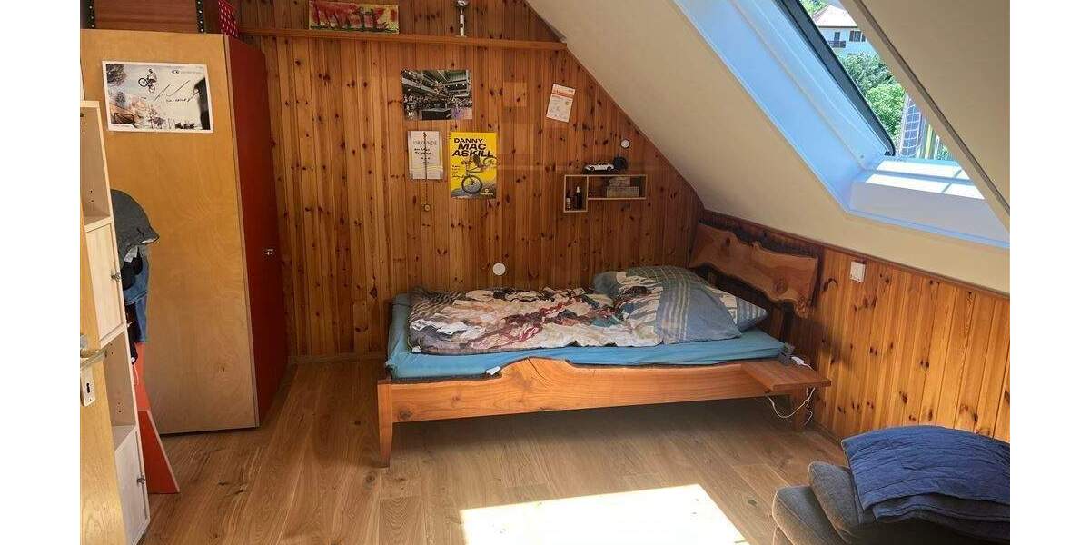 Doppelhaushälfte Wiesensteig - 7 Zimmer, 134 m&sup2;, 419.000&euro; | Angebot:25692829