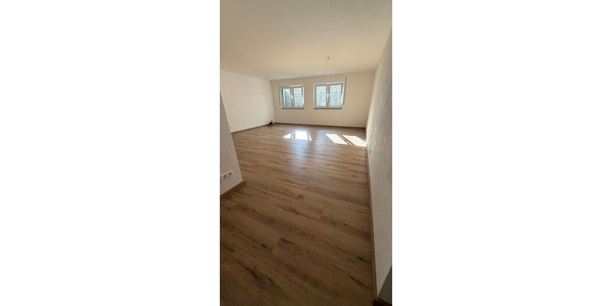 Etagenwohnung Gschwend - 2 Zimmer, 59 m&sup2;, 630&euro; | Angebot:25960845