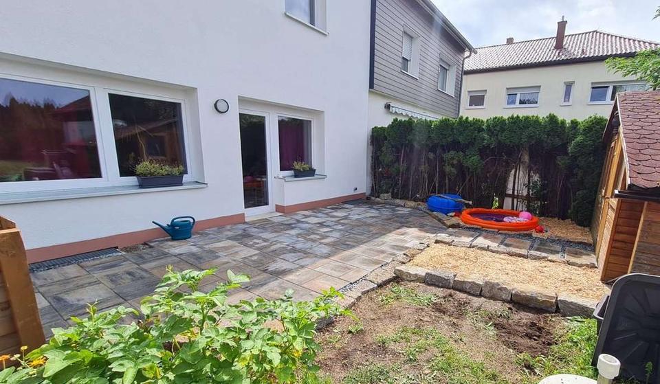 Reihenhaus Schwäbisch Gmünd - 6 Zimmer, 156 m&sup2;, 1.520&euro; | Angebot:25944484