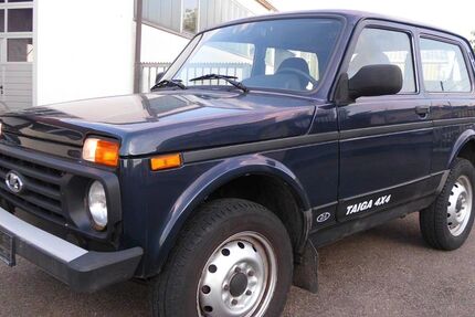 Lada Taiga 86.000 km 4.490 &euro; Kirchheim unter Teck 73230