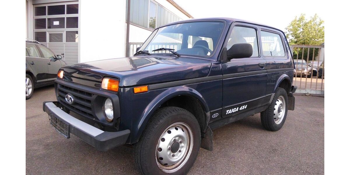 Lada Taiga 86.000 km 4.490 &euro; Kirchheim unter Teck 73230