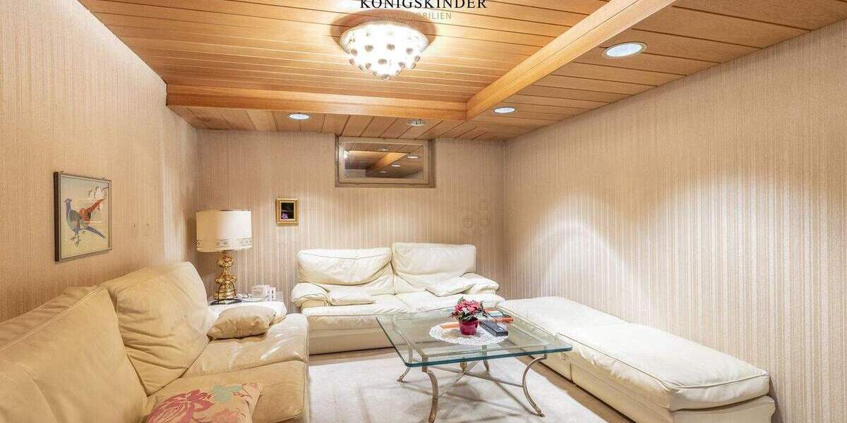 Einfamilienhaus Wernau - 8 Zimmer, 255 m&sup2;, 790.000&euro; | Angebot:25732002