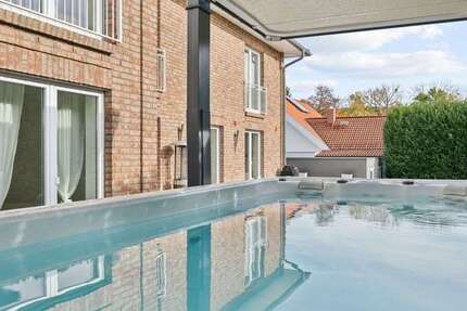 Haus Bad Boll - 6 Zimmer, 286 m&sup2;, 1.250.000&euro; | Angebot:25349565