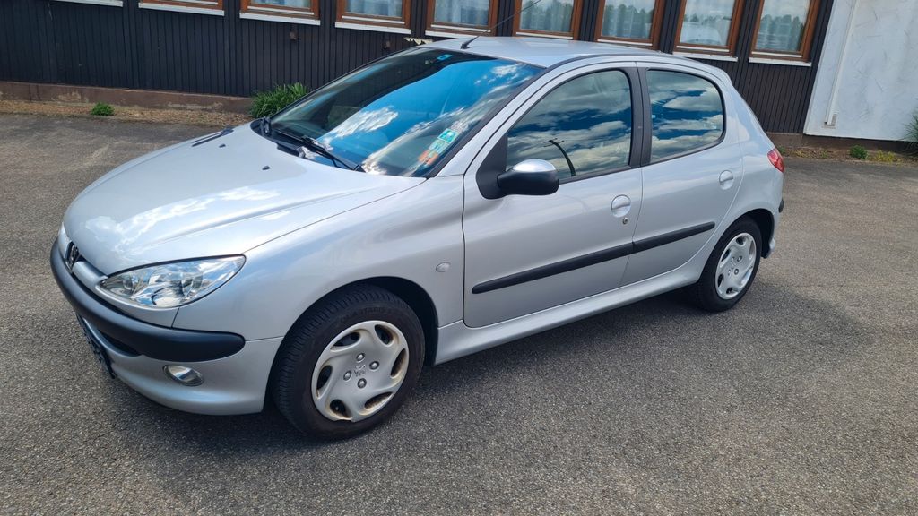 Peugeot 206 137.901 km 2.300 &euro; Schwäbisch Gmünd 73525