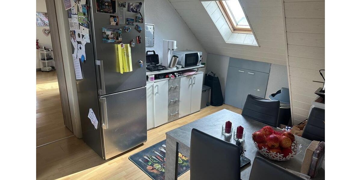 Dachgeschoßwohnung Wendlingen am Neckar - 3 Zimmer, 68 m&sup2;, 900&euro; | Angebot:25945532