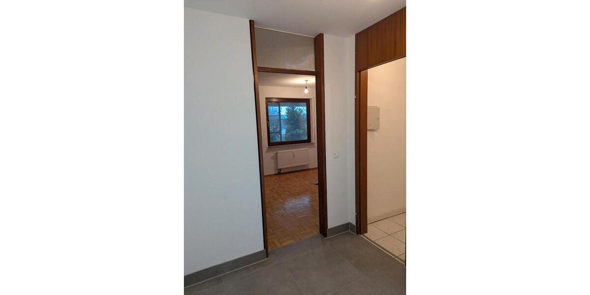 Erdgeschoßwohnung Eislingen (Fils) - 2 Zimmer, 81 m&sup2;, 1.110&euro; | Angebot:25404957