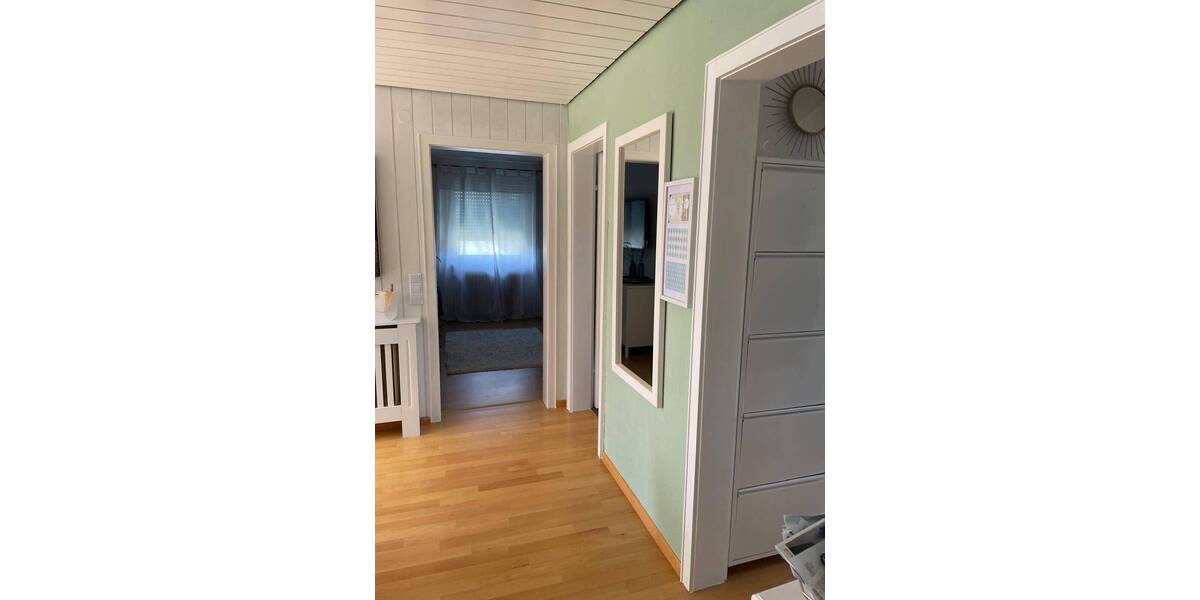 Etagenwohnung Schorndorf - 3 Zimmer, 82 m&sup2;, 299.000&euro; | Angebot:25678639