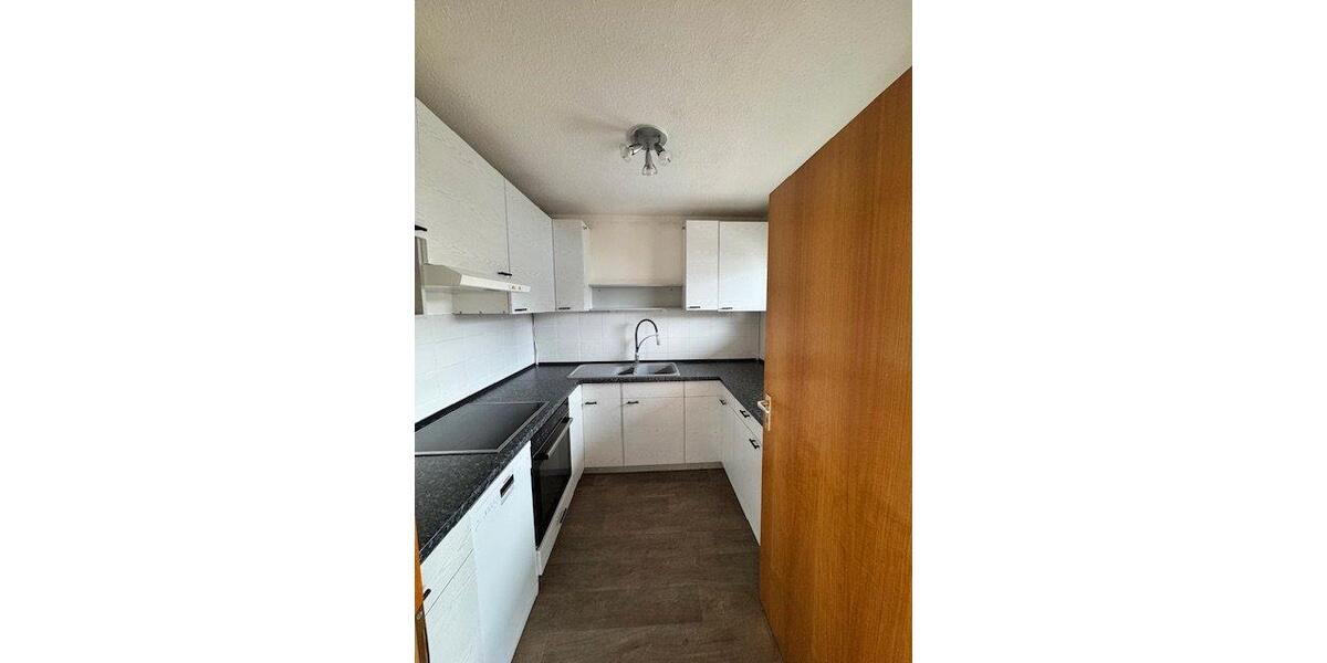 Etagenwohnung Frickenhausen - 3.5 Zimmer, 80 m&sup2;, 250.000&euro; | Angebot:26039120