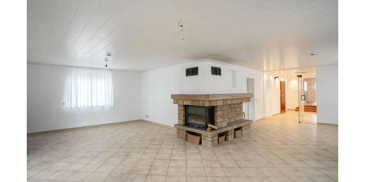 Etagenwohnung Fellbach - 5.5 Zimmer, 177 m&sup2;, 695.000&euro; | Angebot:21263053