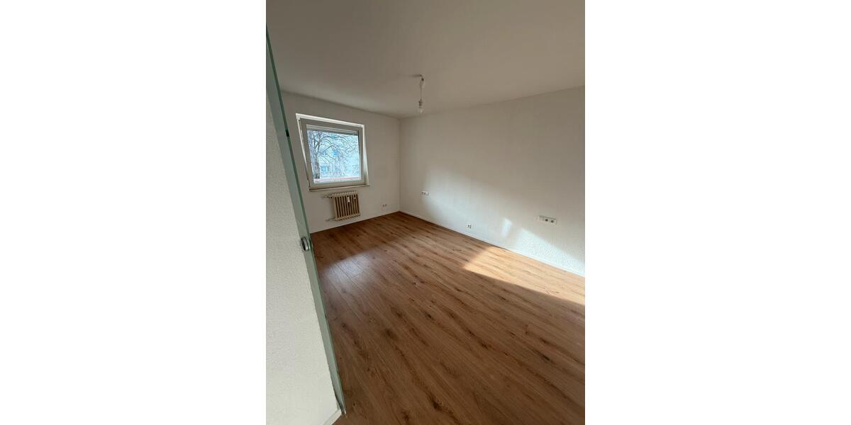 Etagenwohnung Esslingen am Neckar Brühl - 2.5 Zimmer, 55 m&sup2;, 1.250&euro; | Angebot:25436776
