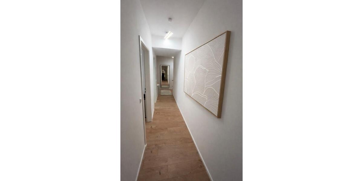 Erdgeschoßwohnung Böbingen an der Rems - 3 Zimmer, 83 m&sup2;, 1.112&euro; | Angebot:25205375