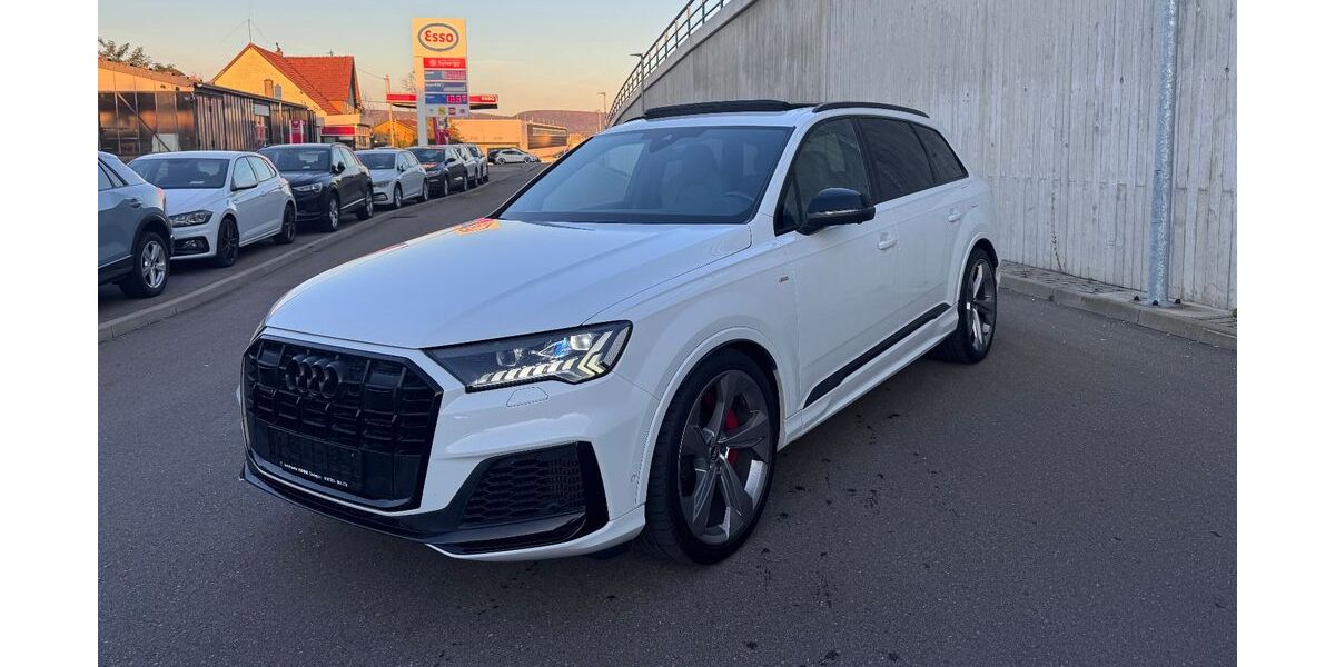 Audi Q7 85.000 km 57.000 &euro; Essingen­­­ 73457