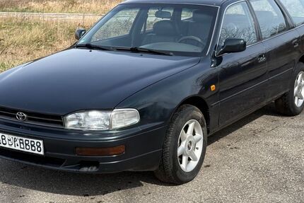 Toyota Camry 287.000 km 2.800 &euro; Süßen 73079