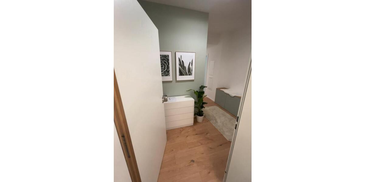 Erdgeschoßwohnung Böbingen an der Rems - 3 Zimmer, 83 m&sup2;, 1.112&euro; | Angebot:25205375