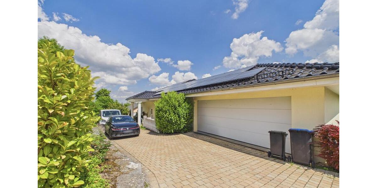 Villa Göppingen Bruckwasen - 7 Zimmer, 206 m&sup2;, 3.500&euro; | Angebot:26566211