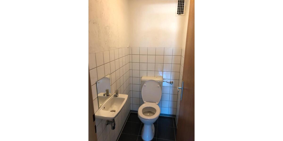 Dachgeschoßwohnung Schorndorf - 2.5 Zimmer, 46 m&sup2;, 600&euro; | Angebot:25168979