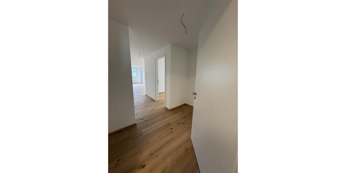 Etagenwohnung Plüderhausen - 3 Zimmer, 101 m&sup2;, 1.300&euro; | Angebot:25236264