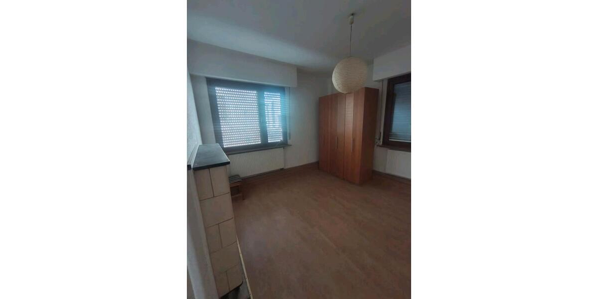 Erdgeschoßwohnung Ebersbach an der Fils - 5 Zimmer, 90 m&sup2;, 1.350&euro; | Angebot:26612908