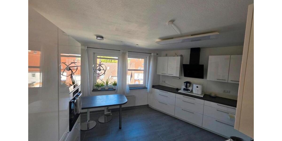 Etagenwohnung Kirchheim unter Teck - 8 Zimmer, 210 m&sup2;, 850.000&euro; | Angebot:25623409