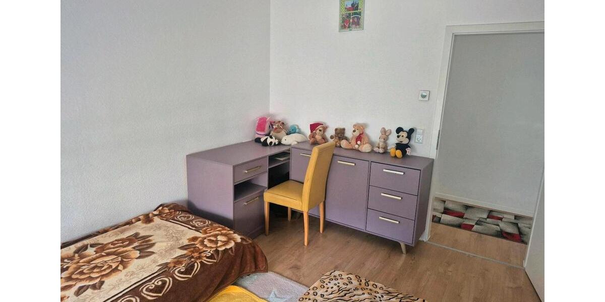 Erdgeschoßwohnung Göppingen Bruckwasen - 5 Zimmer, 134 m&sup2;, 358.000&euro; | Angebot:26123038