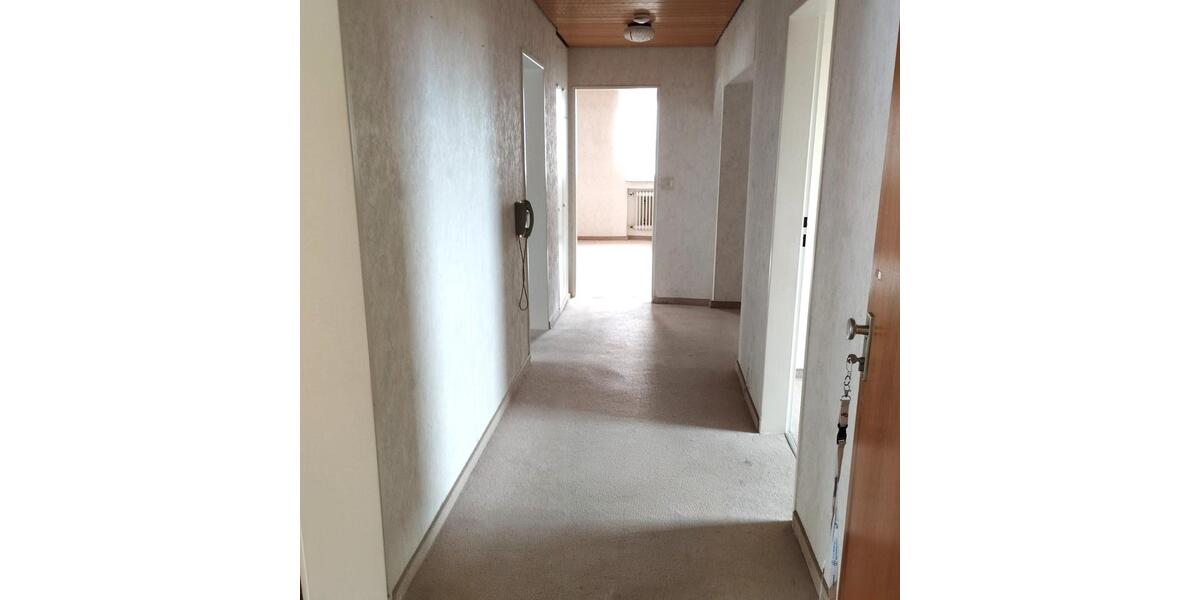 Etagenwohnung Frickenhausen - 5 Zimmer, 97 m&sup2;, 330.000&euro; | Angebot:27088374