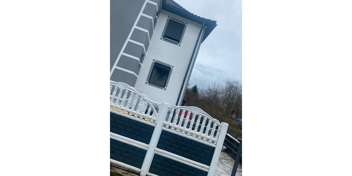 Einfamilienhaus Nürtingen - 225 Zimmer, 225 m&sup2;, 2.000&euro; | Angebot:26483462