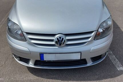 VW Golf Plus 94.000 km 3.400 &euro; Esslingen 73733
