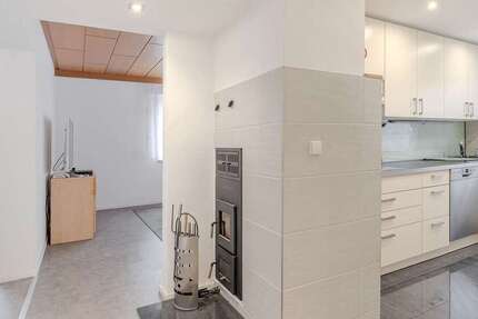 Haus Schlat - 9 Zimmer, 212 m&sup2;, 579.000&euro; | Angebot:26007533