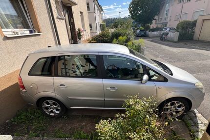 Opel Zafira 119.000 km 2.950 &euro; Esslingen 73730