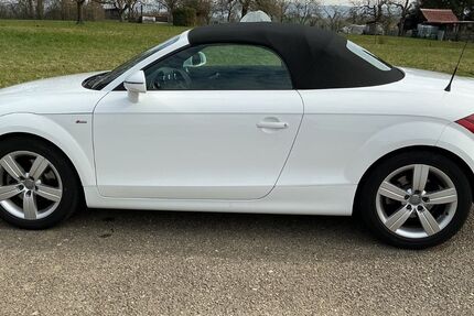 Audi TT 149.000 km 8.500 &euro; Göppingen 73033